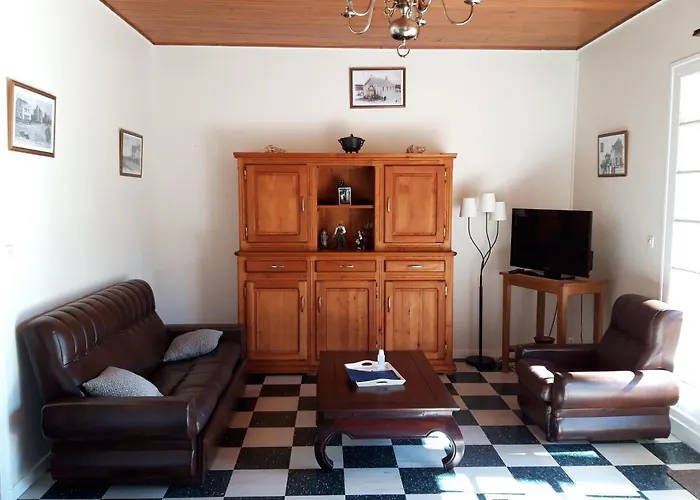 Maison Dans Quartier Calme Дом отдыха